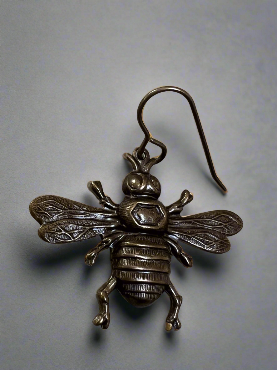 Brilliant brass Bee earrings