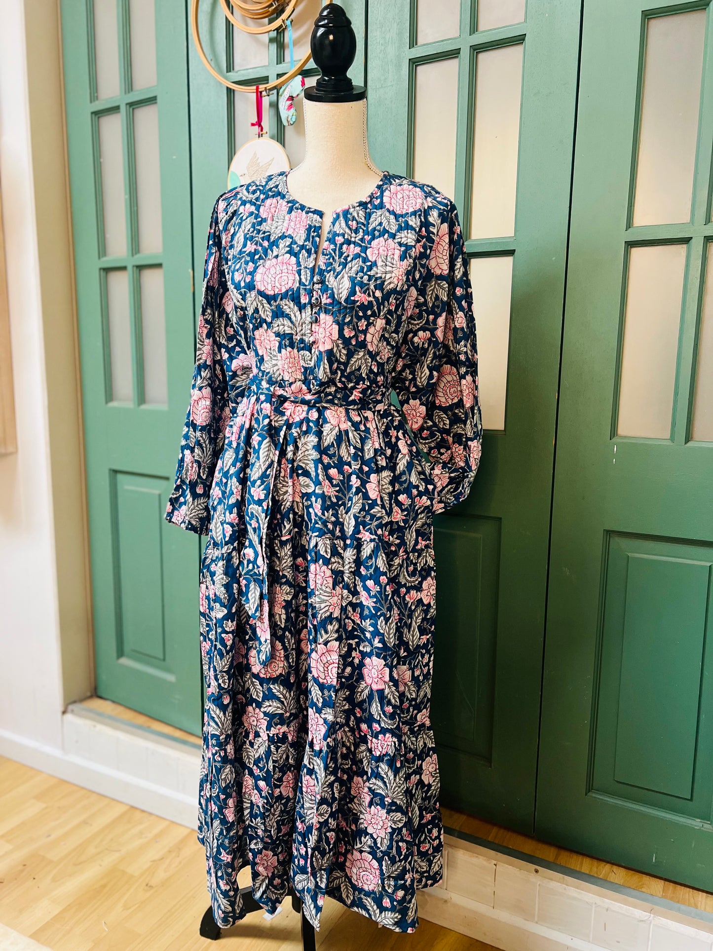 2) Go anywhere dress - Rosabella
