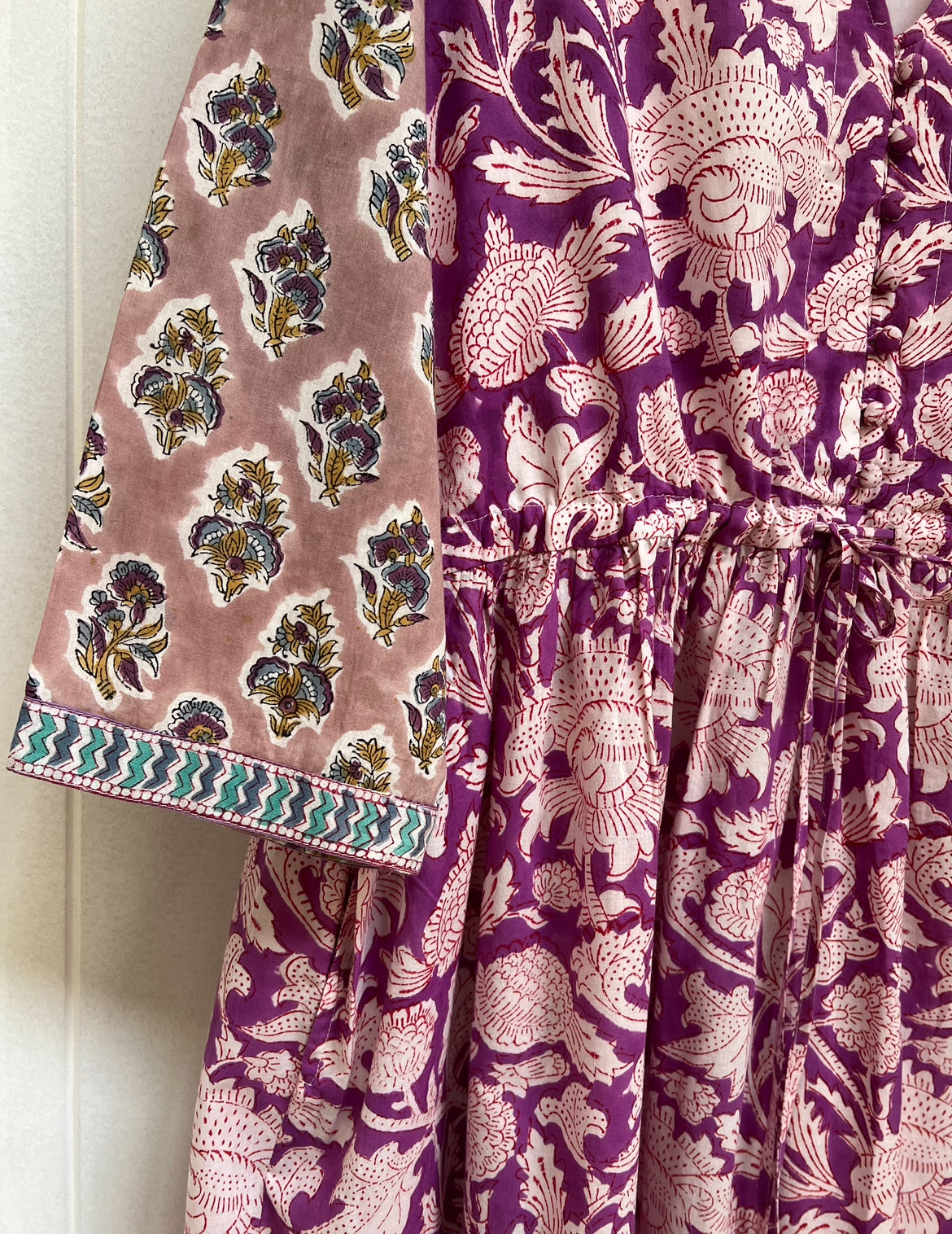 C) ‘Lulu’ Drawstring dress with pockets