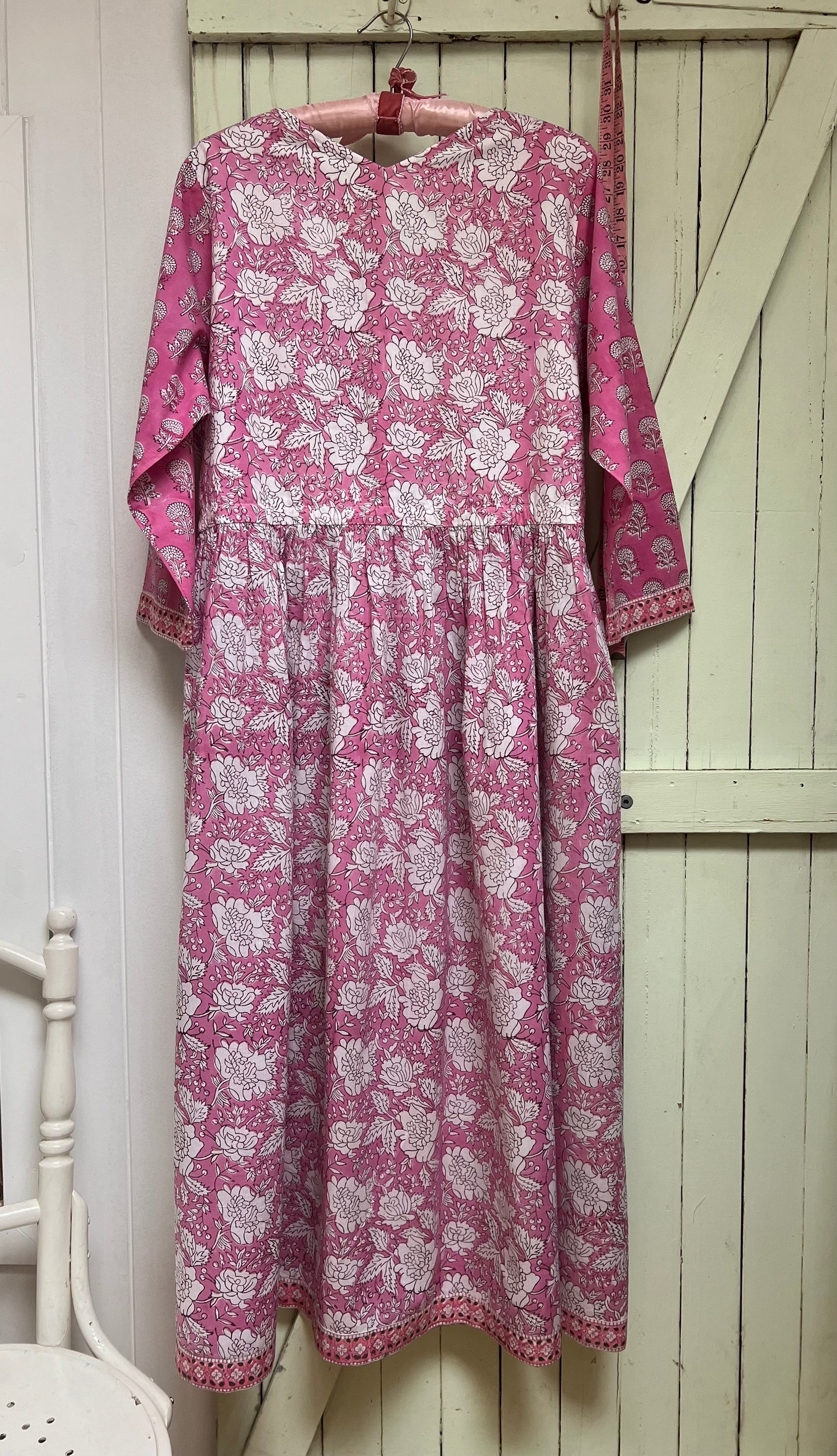 C) ‘Flossy’ Drawstring dress with pockets
