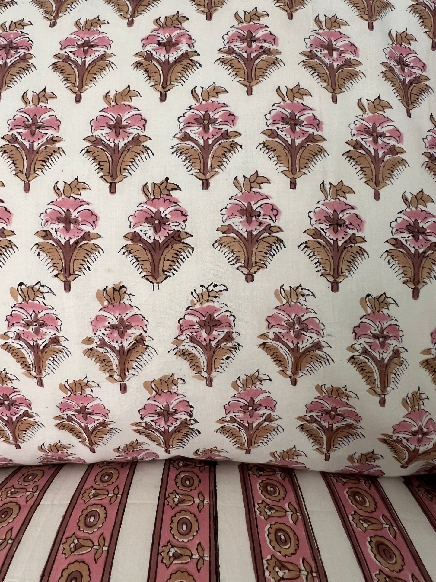 A) Tied end Pillowcase - ‘Frilly’