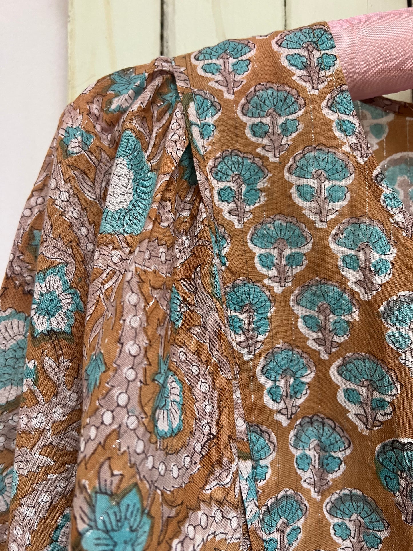 1)) Willow with Lurex - Go anywhere blouse