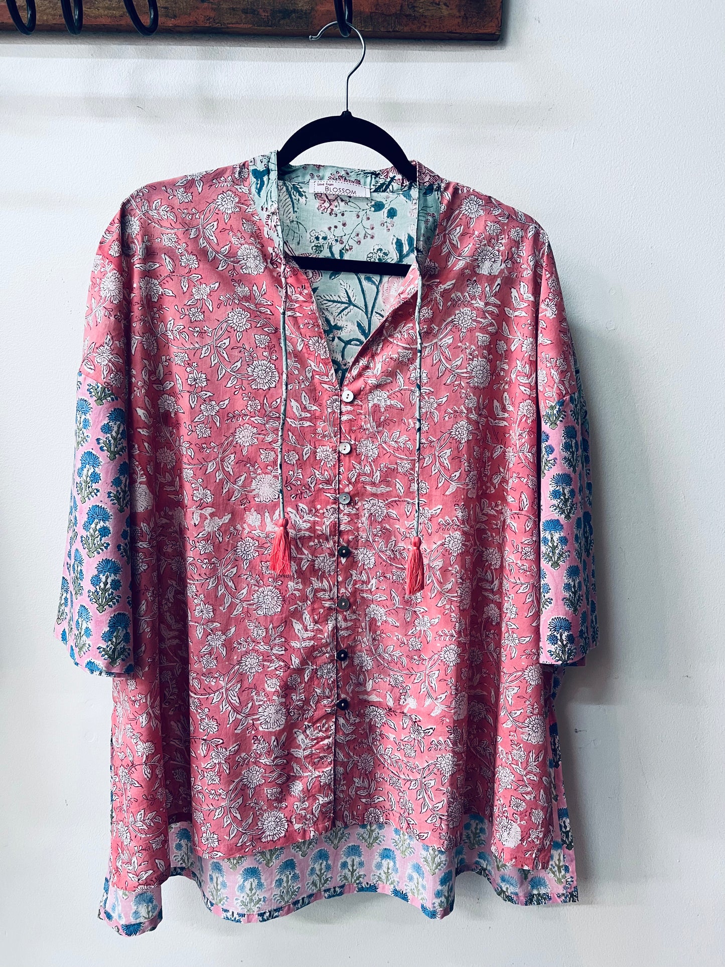 1) Patch shirt - Bliss