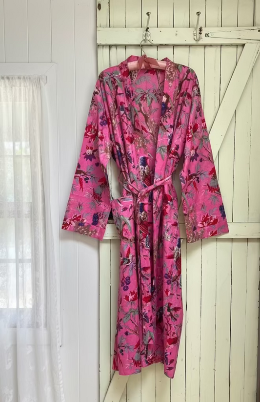 1a) Robe - Musk floral