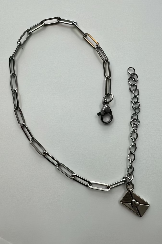 Link bracelet with envelope detail 💌