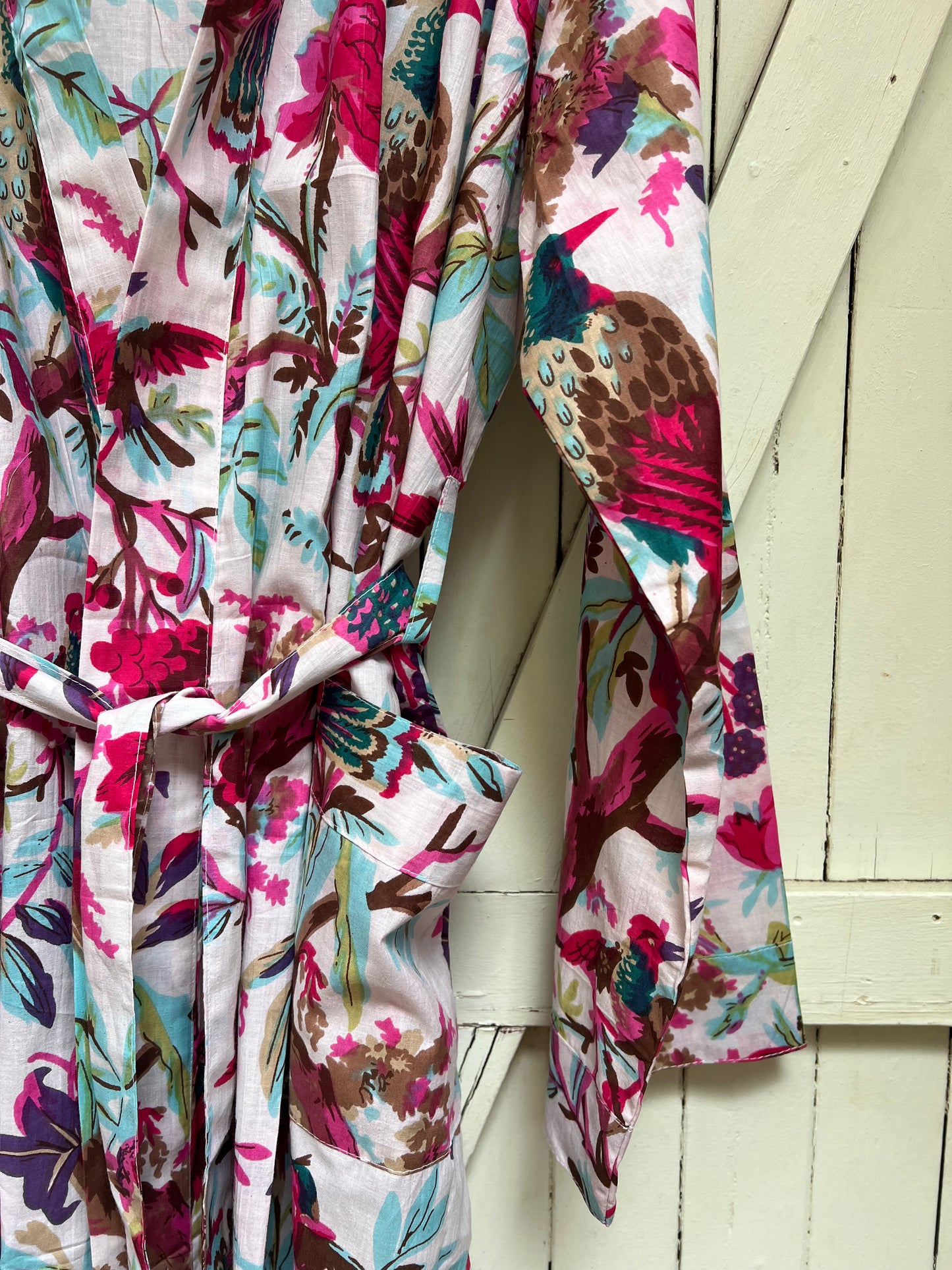 1a) Robe - White floral