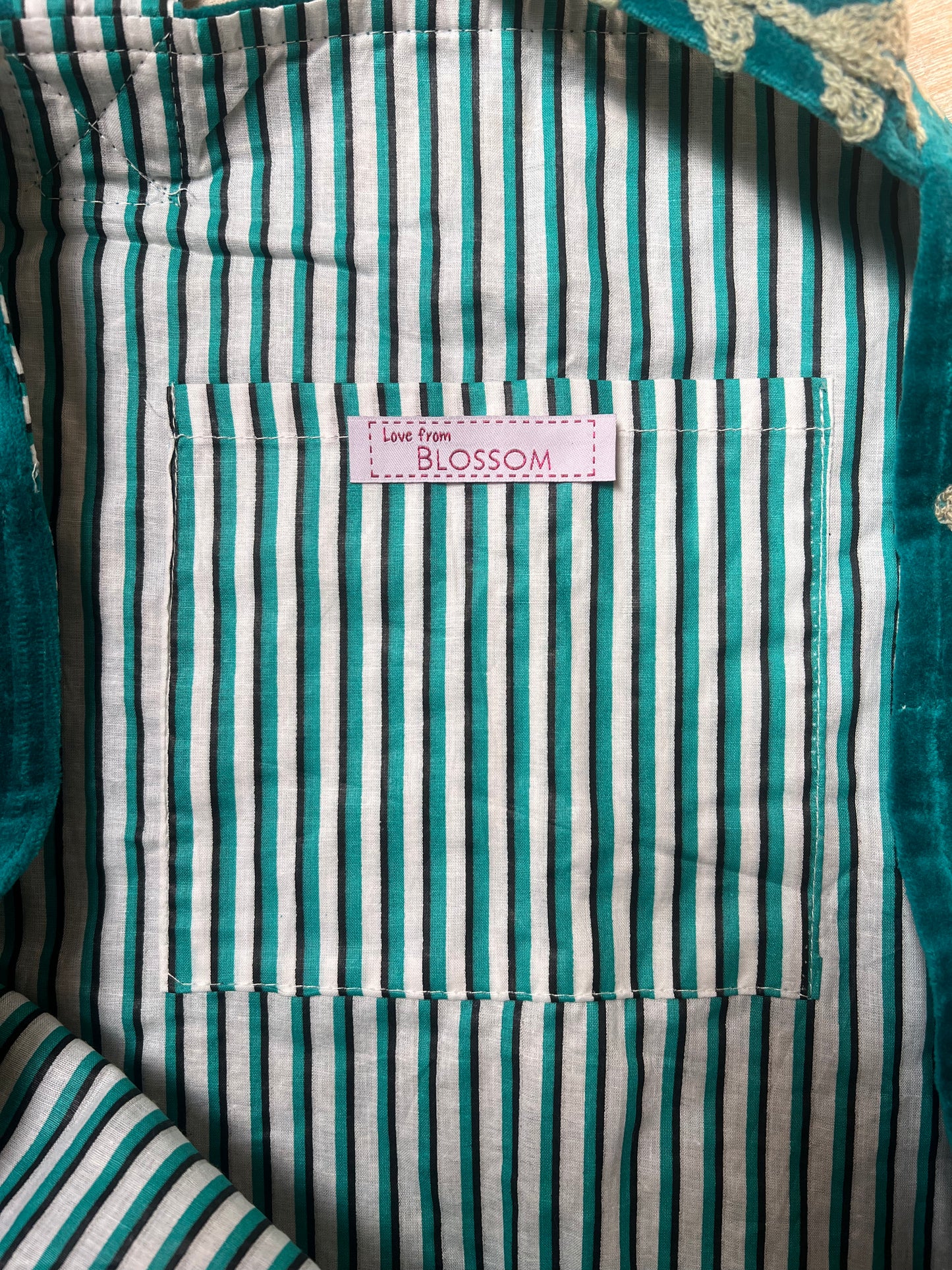 1) Velvet Carry all bag - Turquoise/Cream