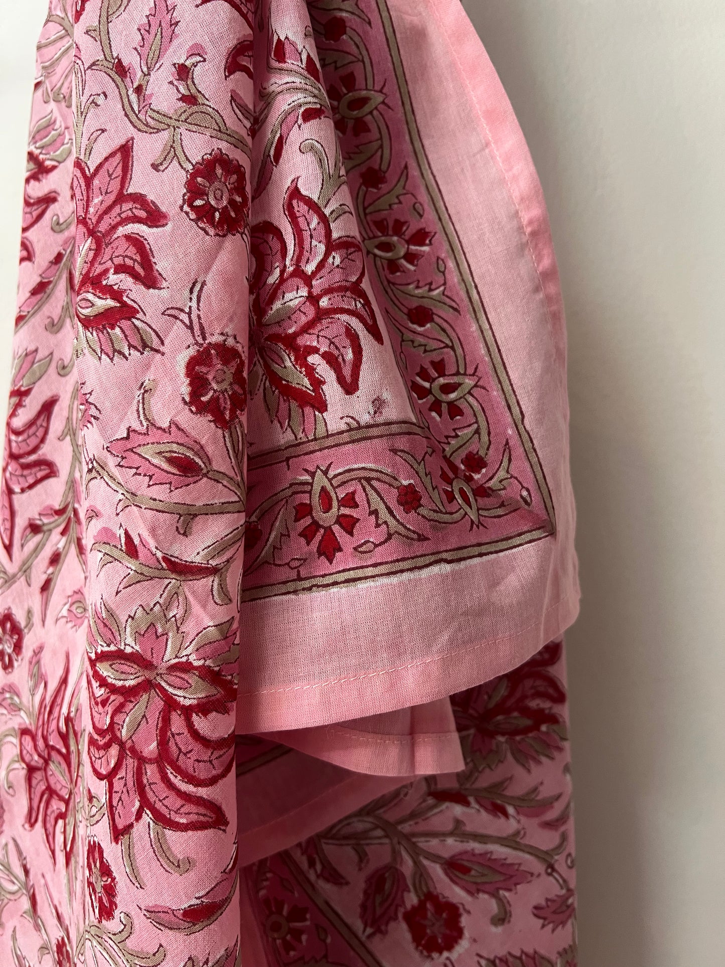 Sarong / Cloth - Pink