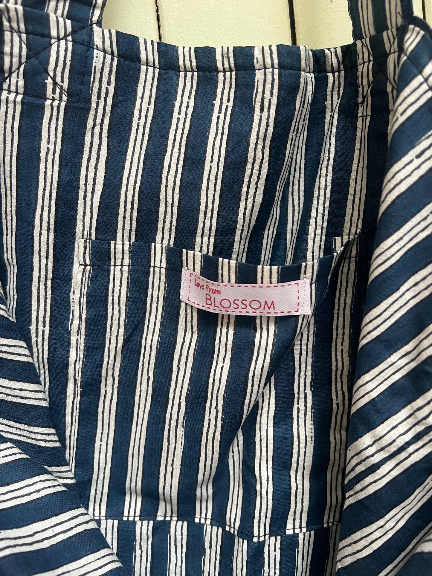 1) Velvet Carry all bag - Navy / Aqua